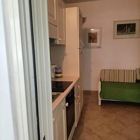 Affitta E Da Gigi E Antonella بيت ضيافة 3*