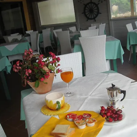 Affittacamere Affitta Da Gigi E Antonella Porto Rotondo